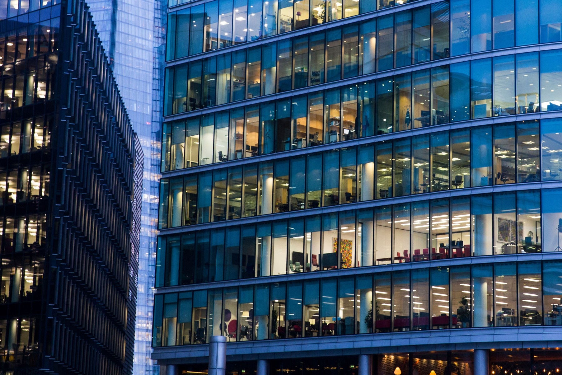 Business and finance buildings