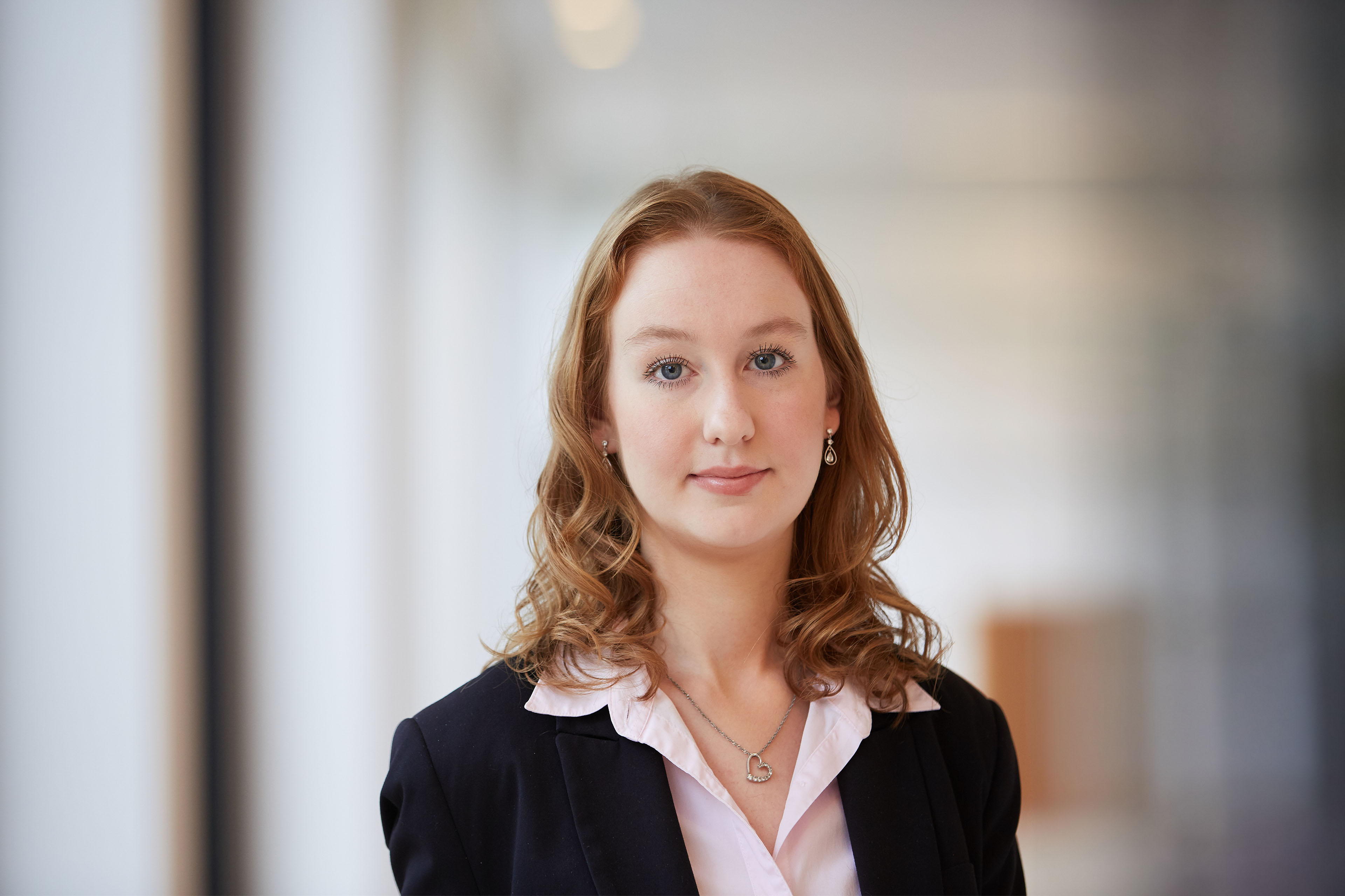 Porträtfoto von Sabrina Riester